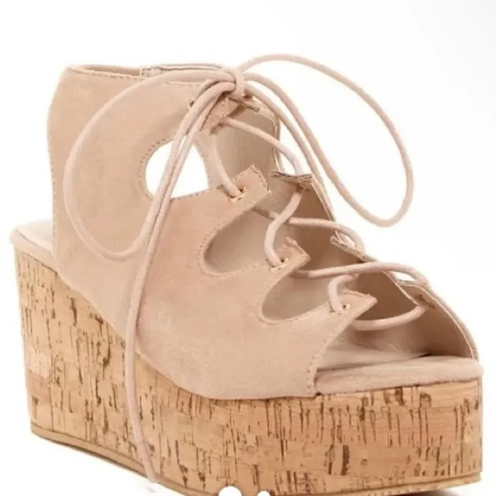 💥Natural Breeze Fuchia suede Tia  platform sandals size:8
